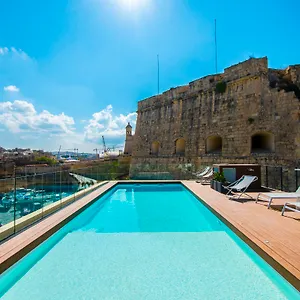 Cugo Gran Macina Malta Isla